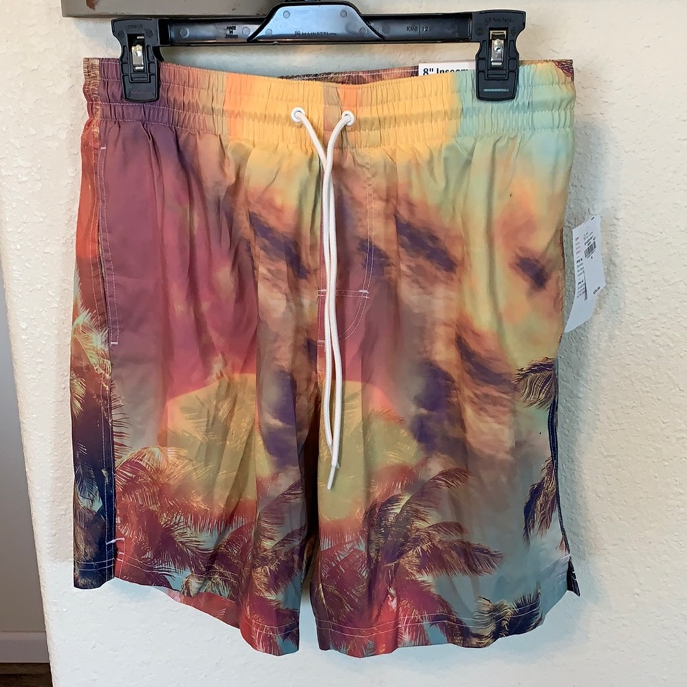 Men’s swimming trunks size S